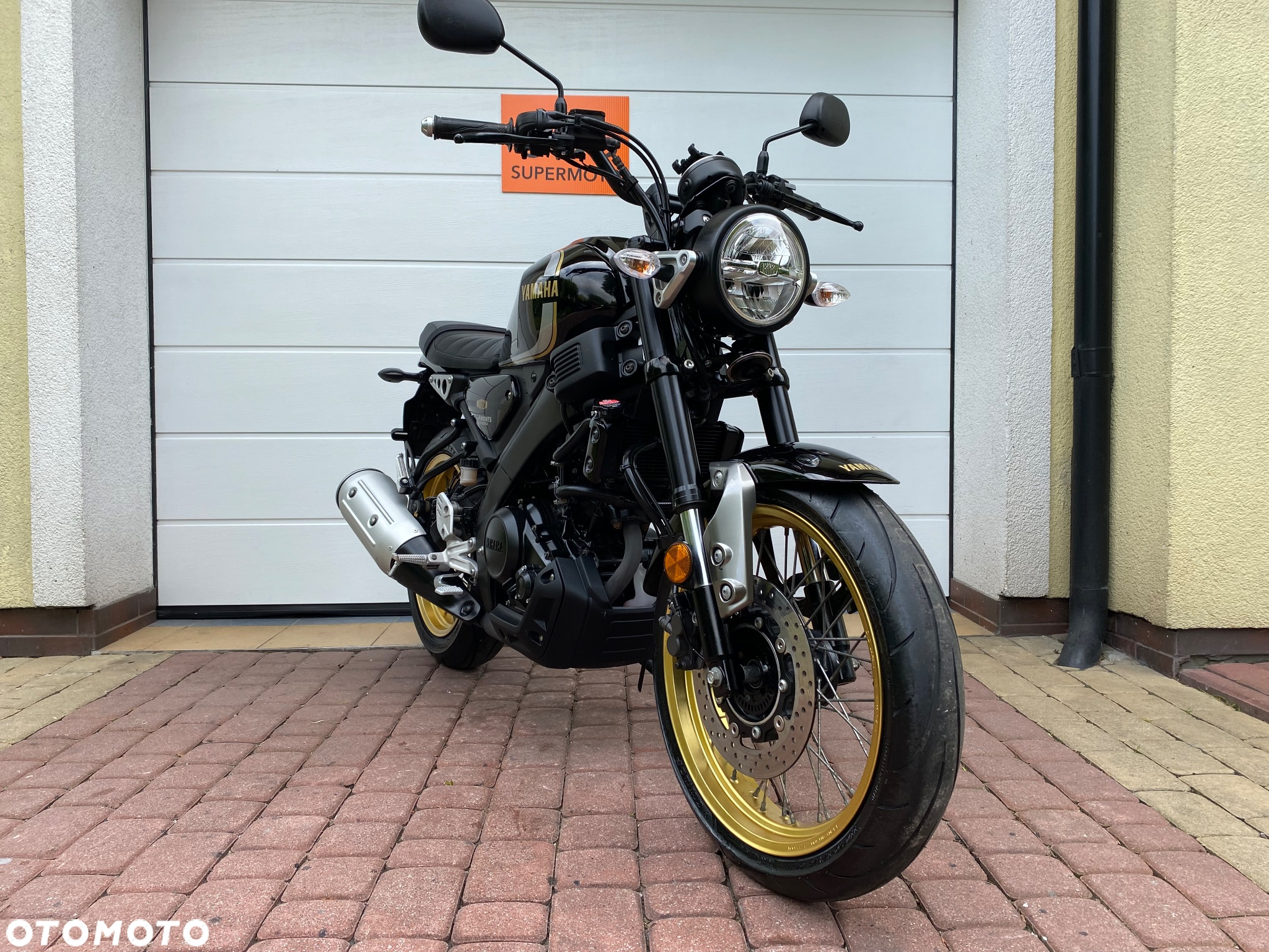 Yamaha XSR - 3