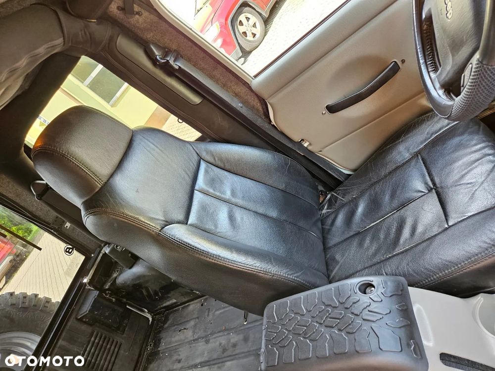 Jeep Wrangler - 13