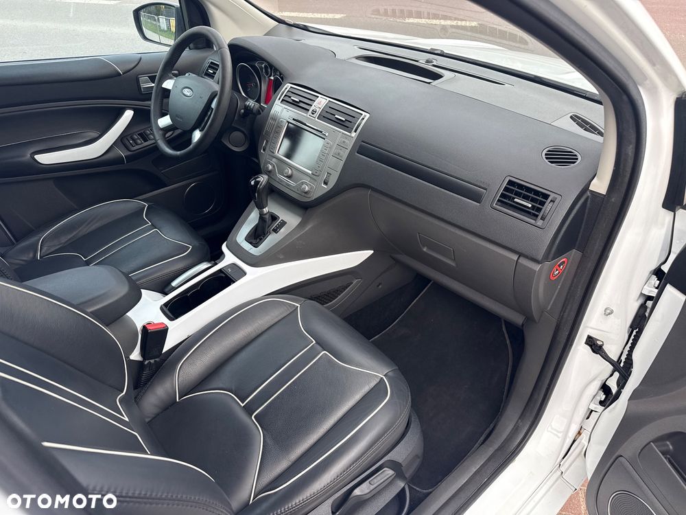 Ford Kuga 2.5 4x4 Individual - 24