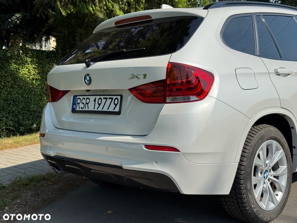 BMW X1 sDrive18d Sport Line - 24