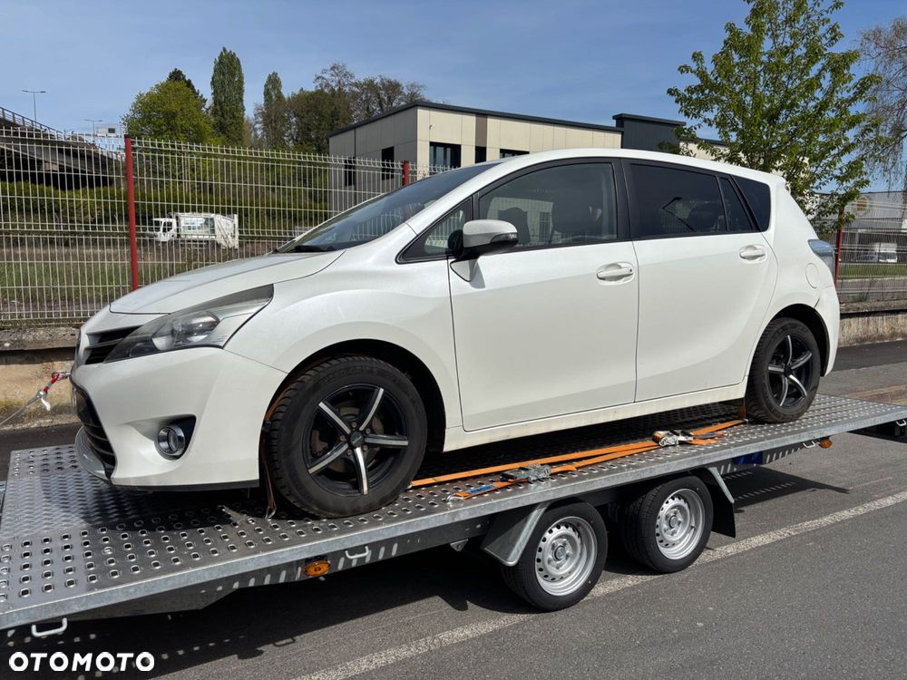 Toyota Verso - 1