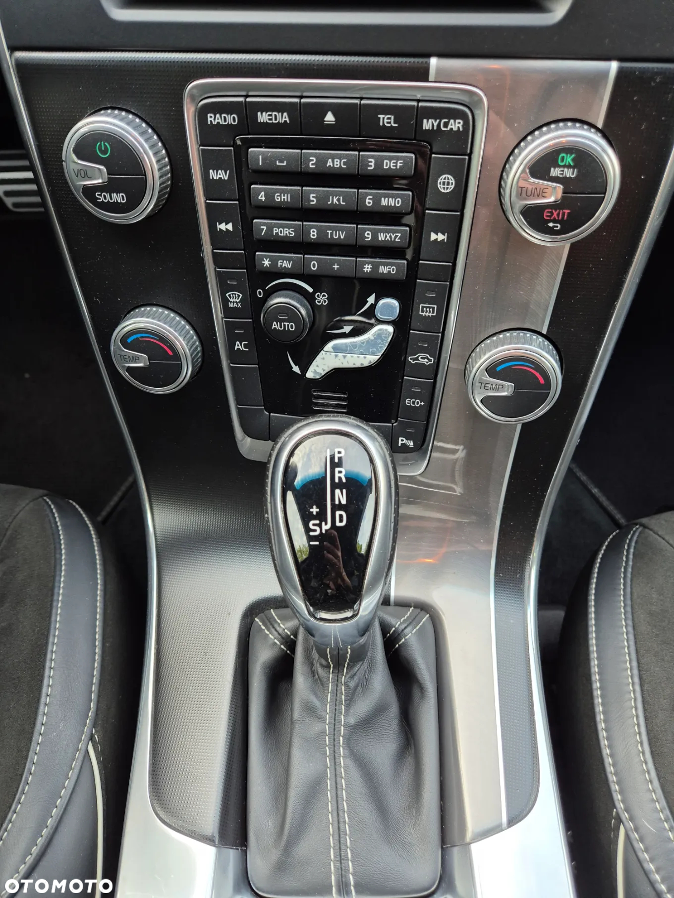 Volvo S60 D4 Drive-E R-Design Kinetic - 23