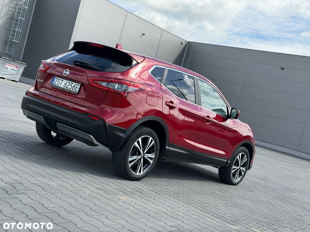 Nissan Qashqai 1.6 DIG-T N-Connecta - 4