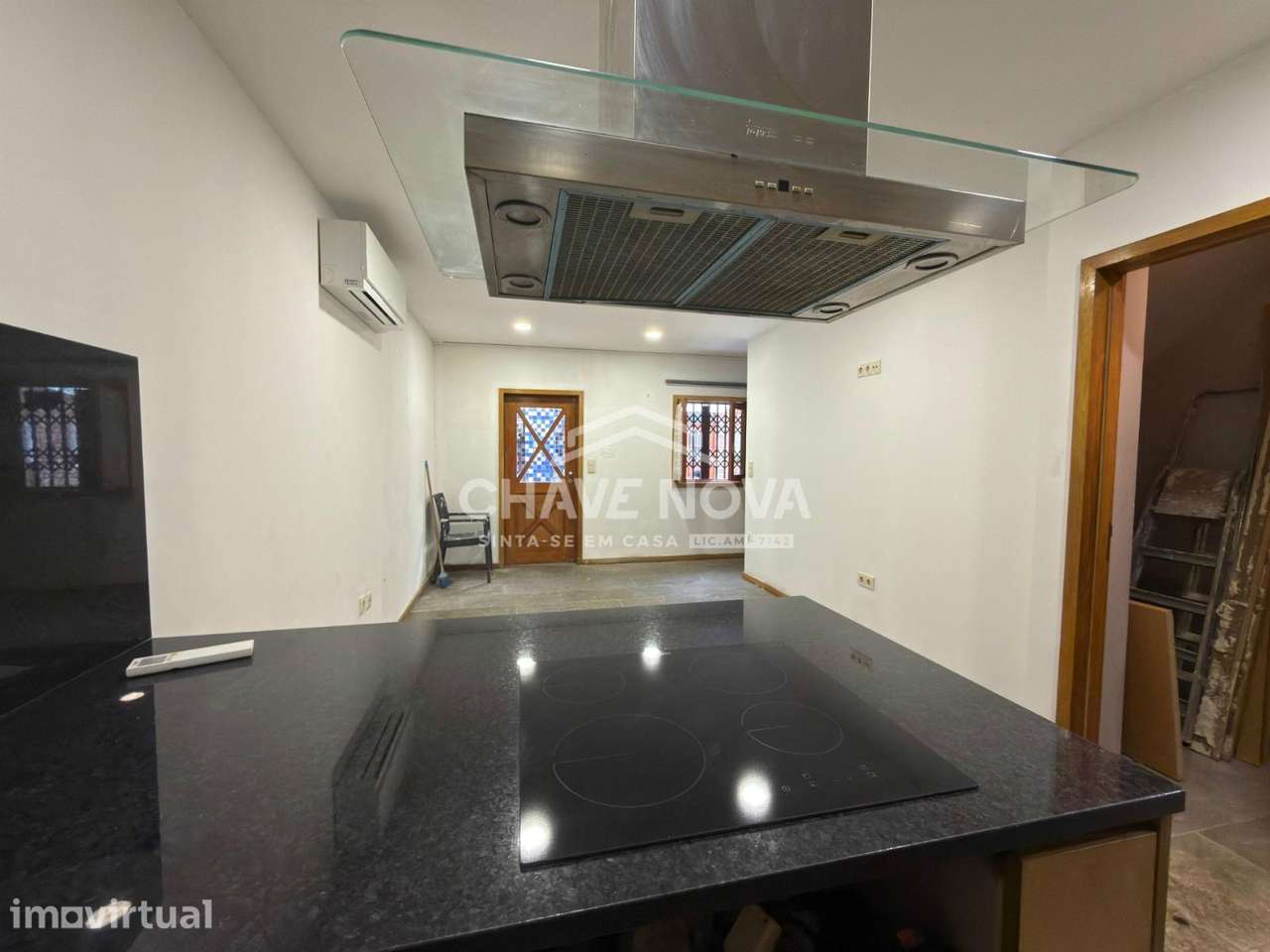 Prédio Habitacional na Afurada (RIo Douro) - Grande imagem: 5/24
