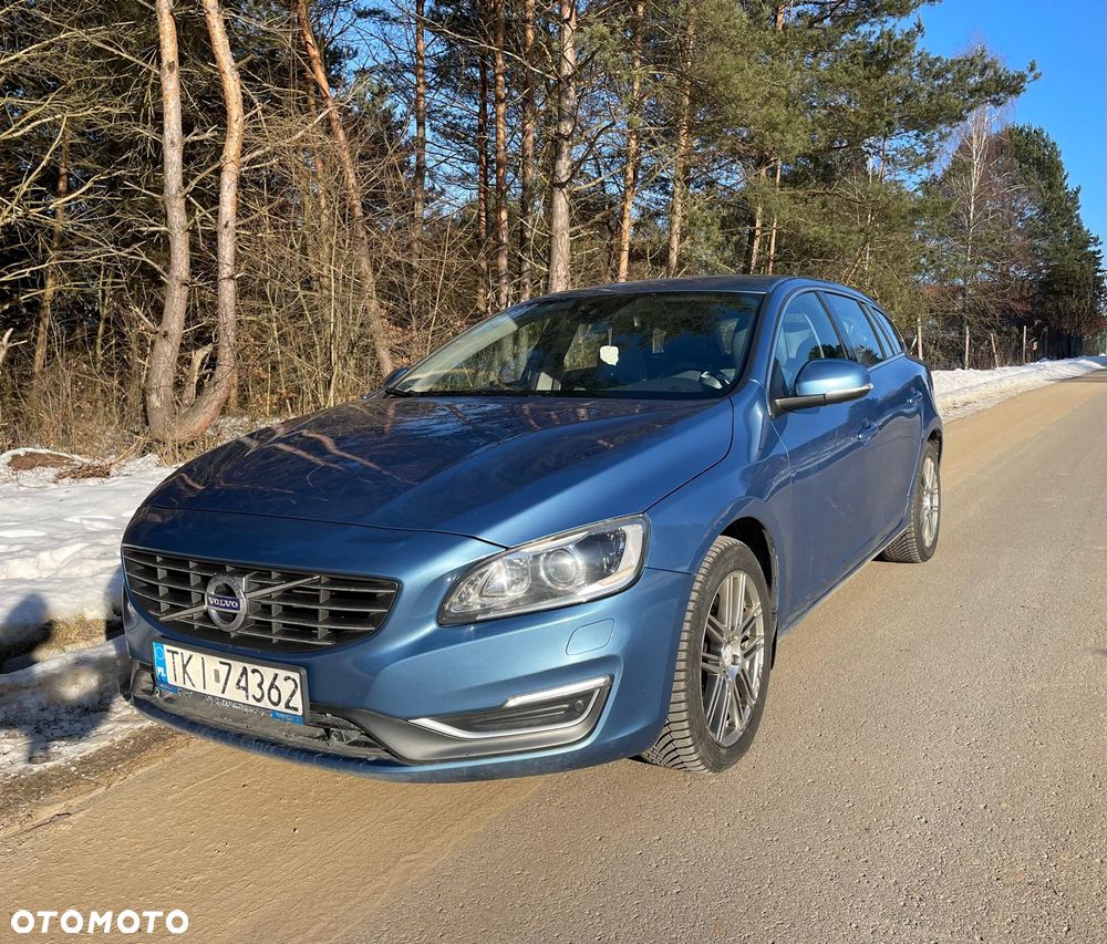Volvo V60 D4 Drive-E Summum - 1
