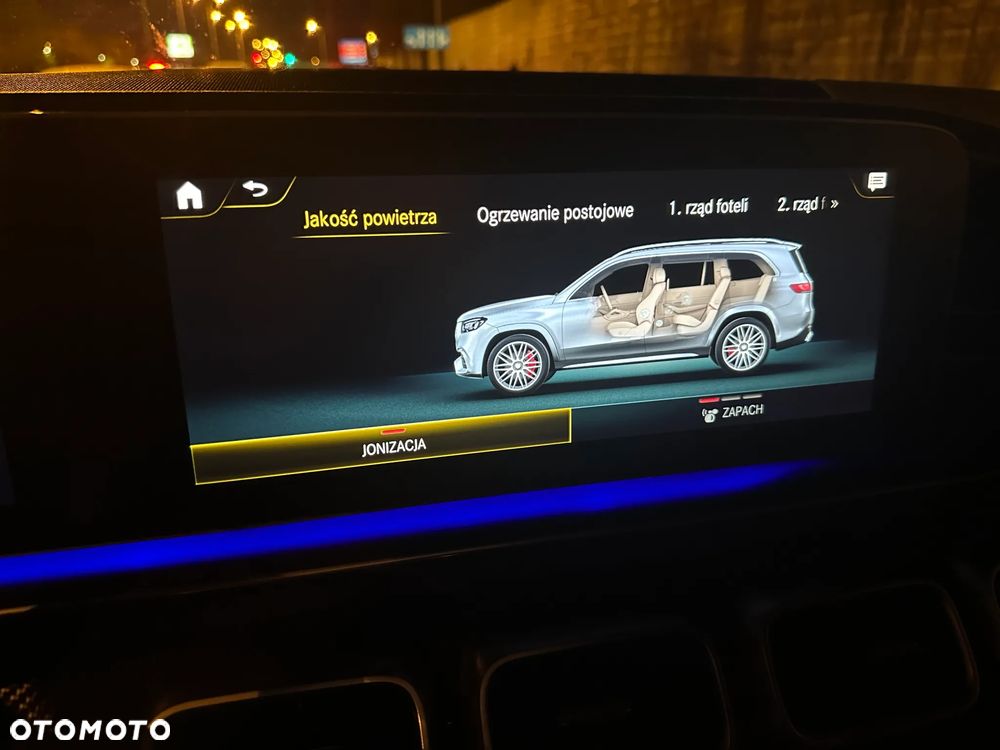 Mercedes-Benz GLS - 28