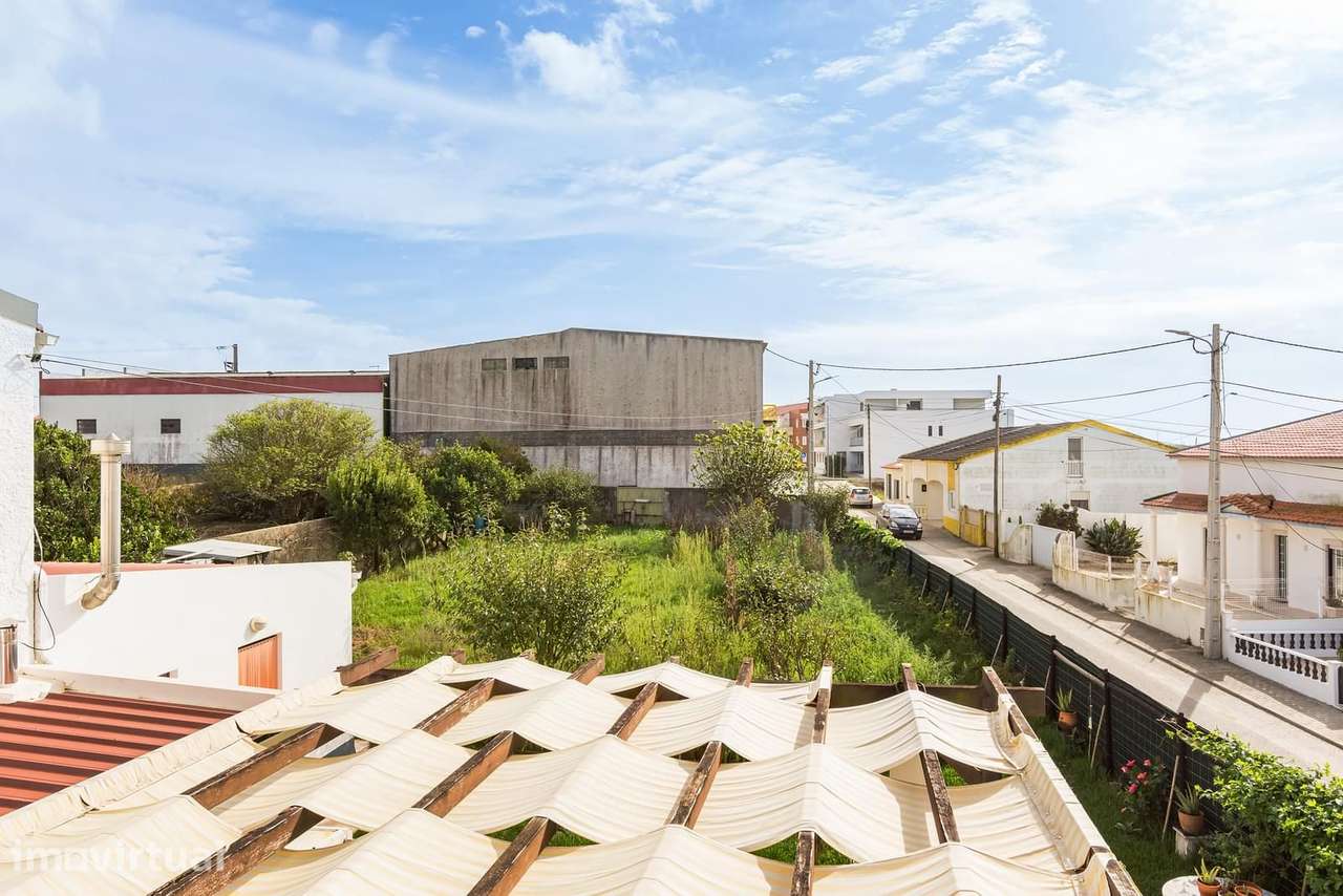 Moradia Bi-familiar T6 com jardim, Atouguia da Baleia, Peniche - Grande imagem: 2/47