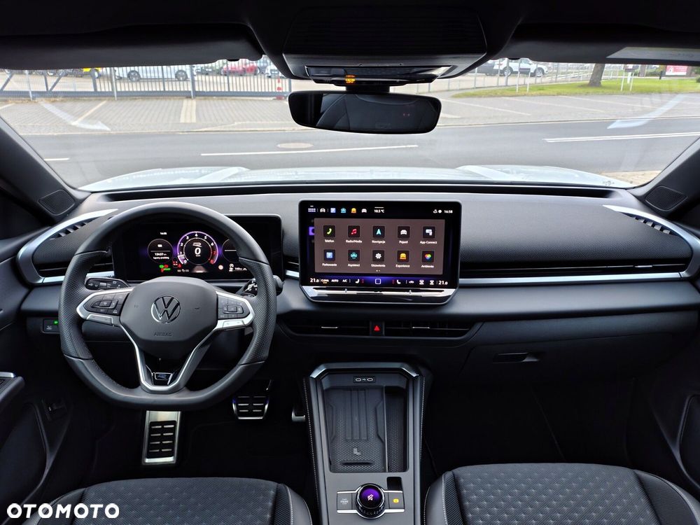Volkswagen T-Roc 1.5 eTSI R-Line DSG - 25