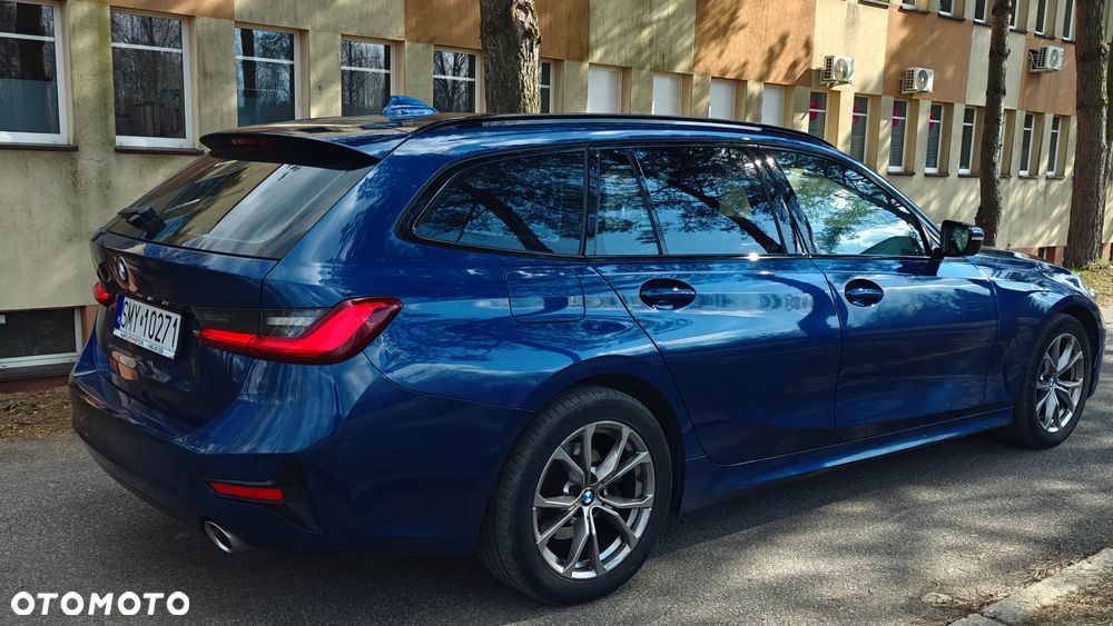 BMW Seria 3 320d Sport Line Shadow - 11