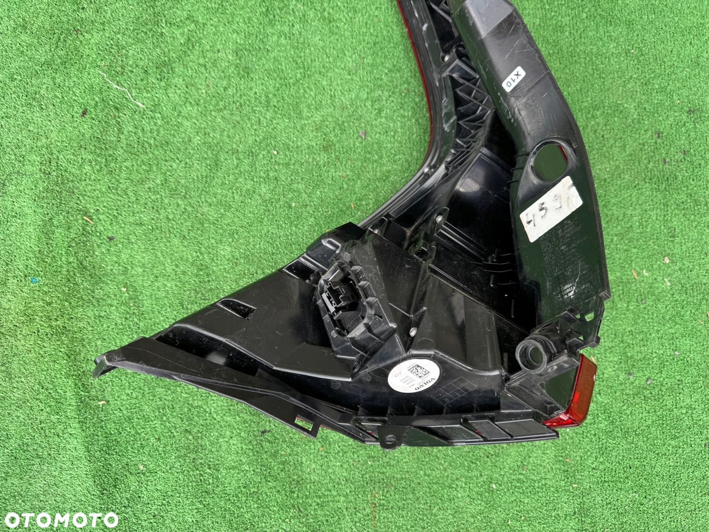 VOLVO XC69 II 217- USA LAMPA PRAWA TYLNA EU ORG 31655359 - 9