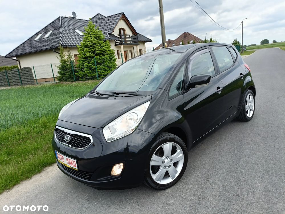 Kia Venga - 35