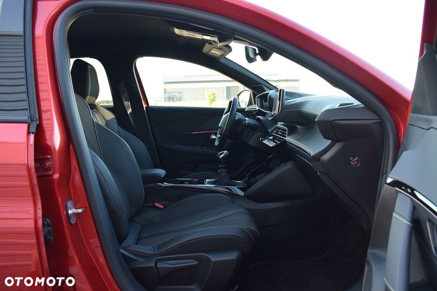 Peugeot 208 PureTech 100 GT Pack - 10