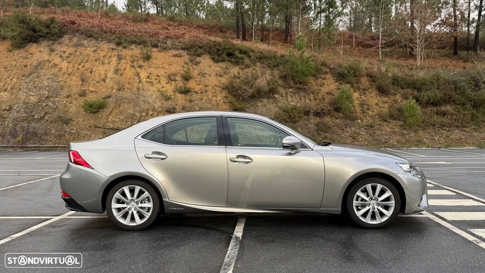 Lexus IS 300H Pack Executive+ - 10