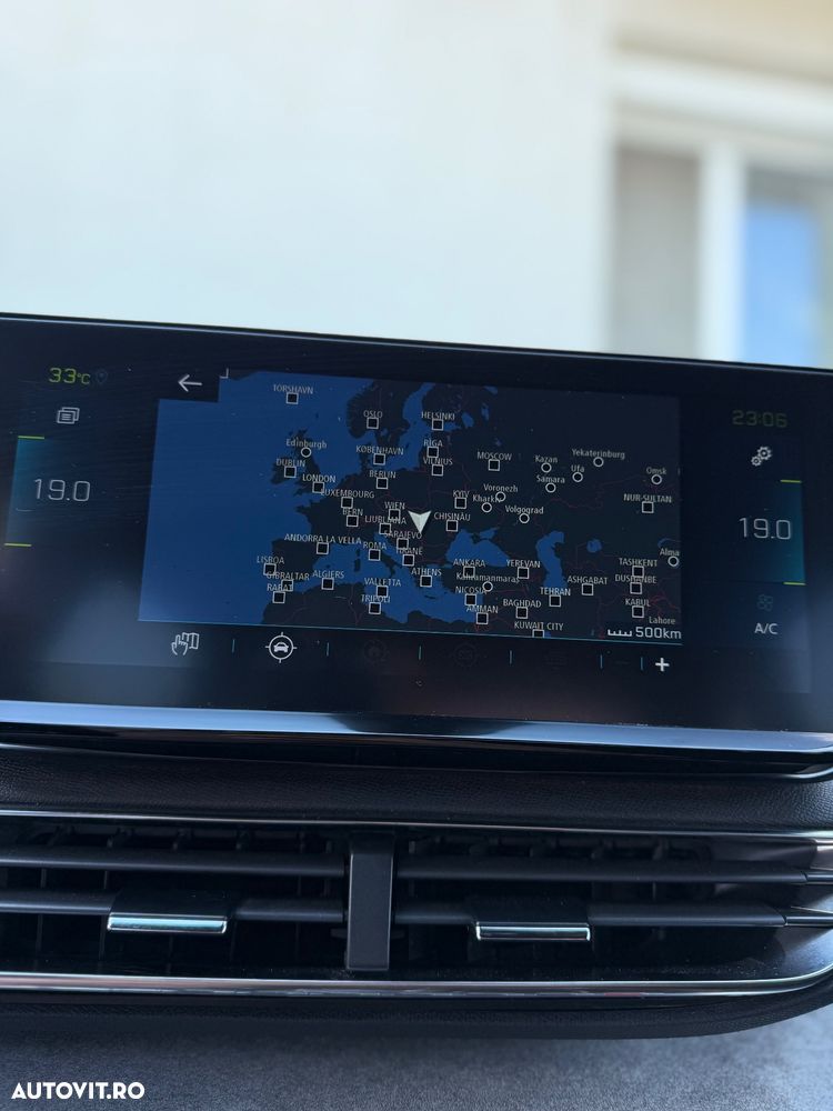 Peugeot 3008 PHEV 300 EAT8 4X4 GT - 30