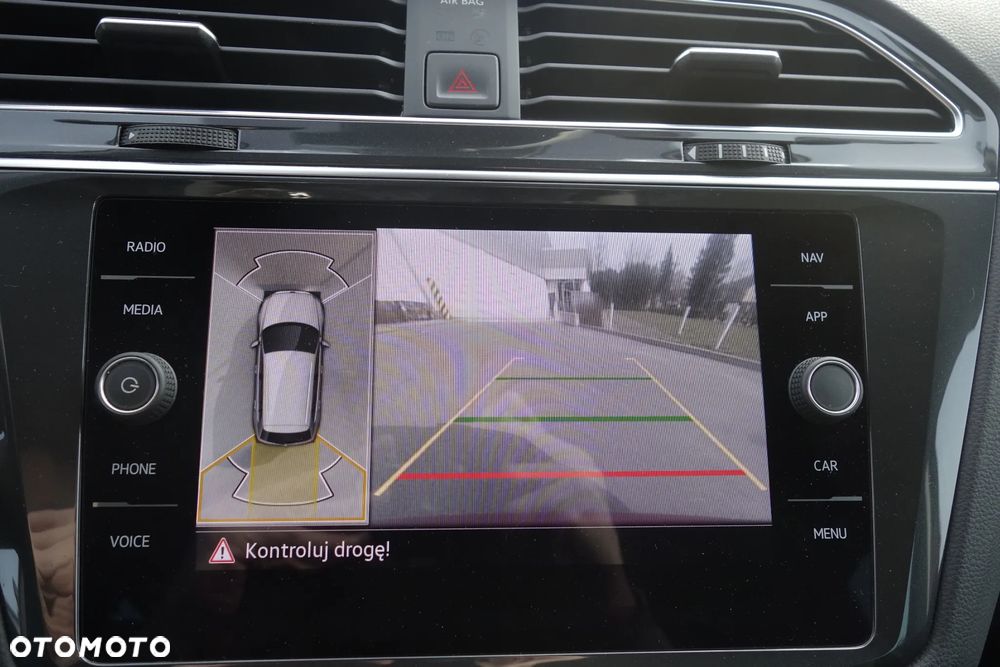 Volkswagen Tiguan 2.0 TSI 4Mot Elegance DSG - 30
