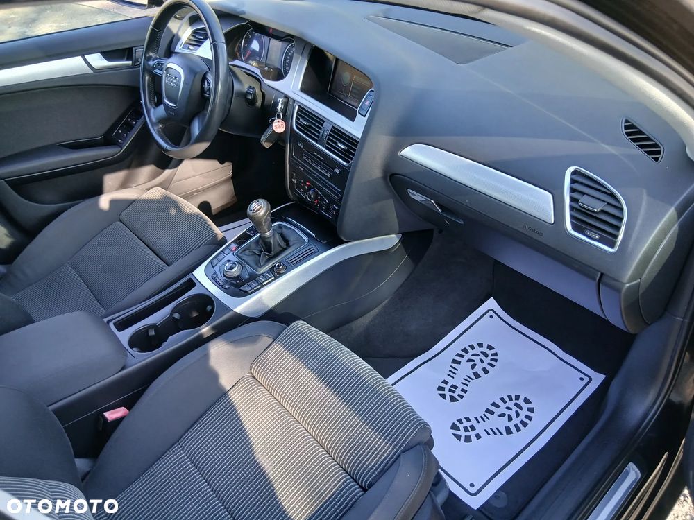 Audi A4 Avant 2.0 TDI DPF Attraction - 31