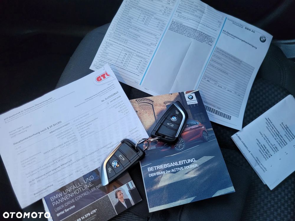 BMW Seria 2 218d Advantage - 29