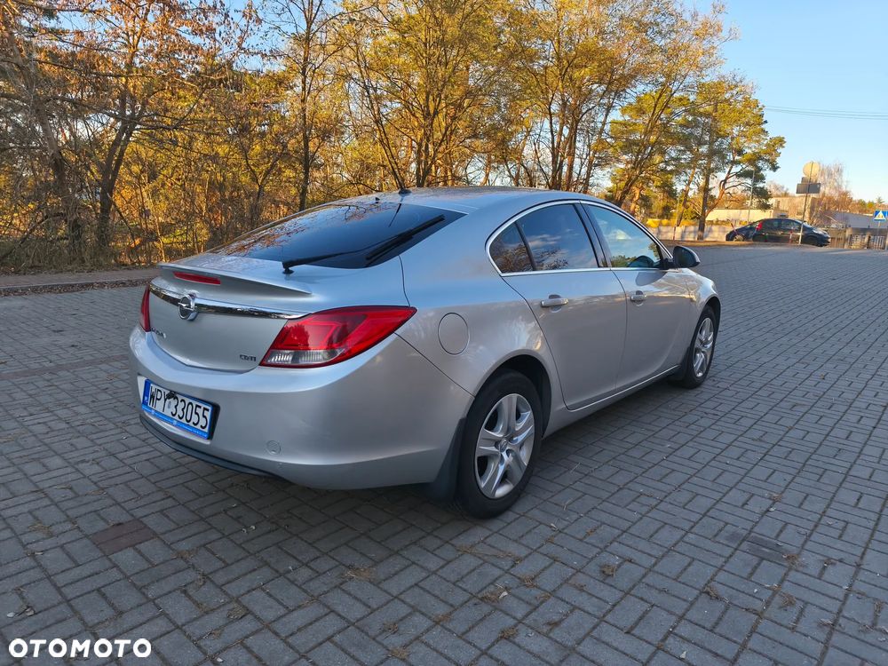 Opel Insignia 2.0 CDTI - 6