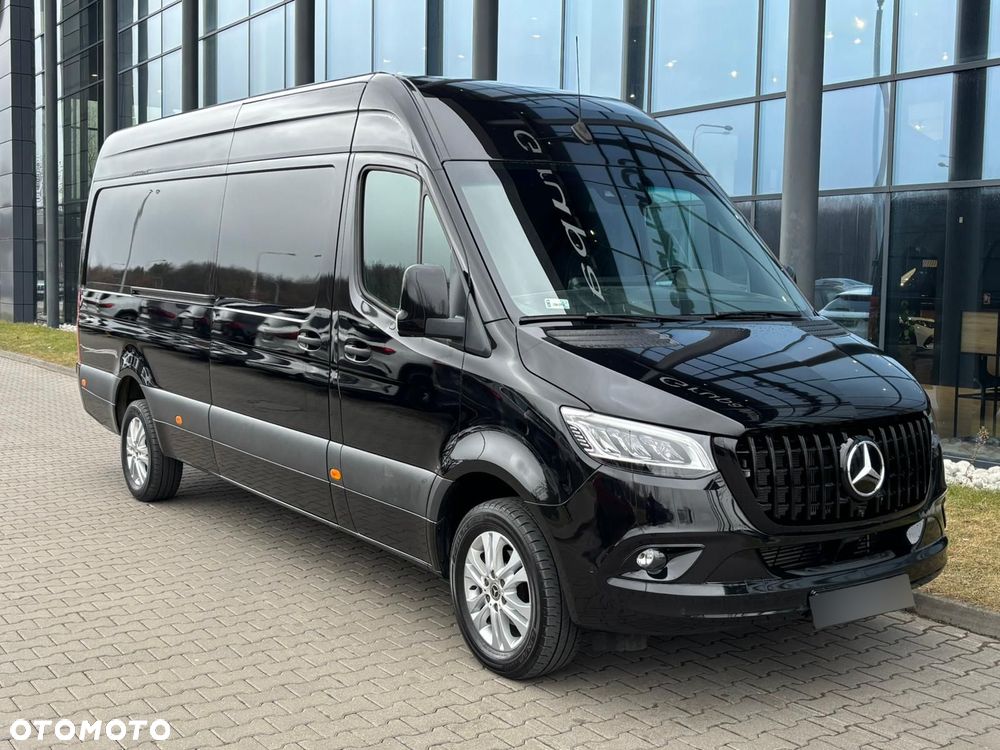 Mercedes-Benz Sprinter - 1
