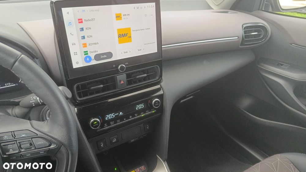 Toyota Yaris Cross - 17