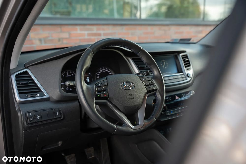Hyundai Tucson 1.6 GDI BlueDrive Comfort 2WD - 22