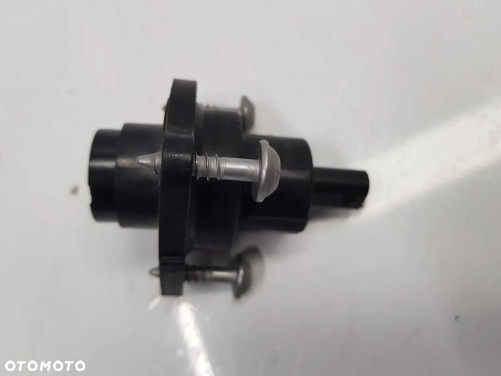 Zawór elektromagnetyczny MERCEDES M254 W206 C-KLASA A0001531400