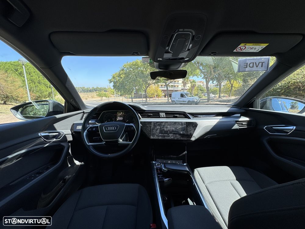 Audi e-tron 50 quattro - 12
