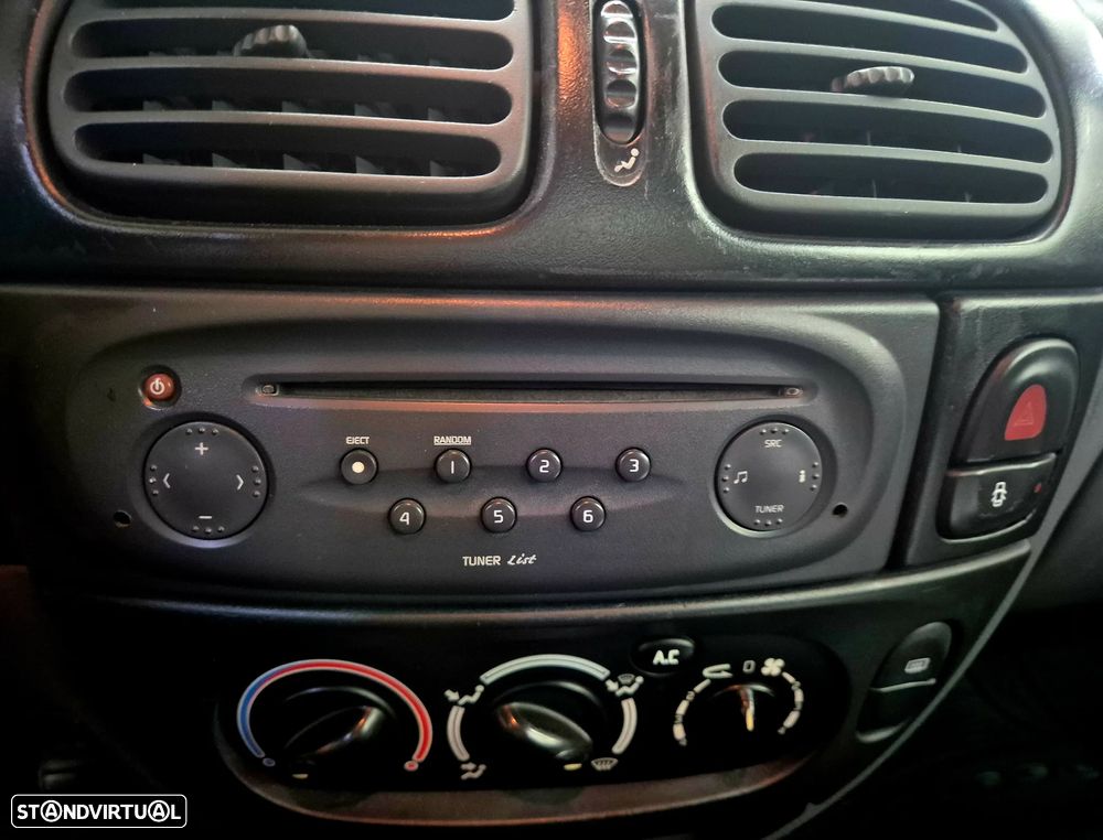 Renault Mégane Coupe - 32