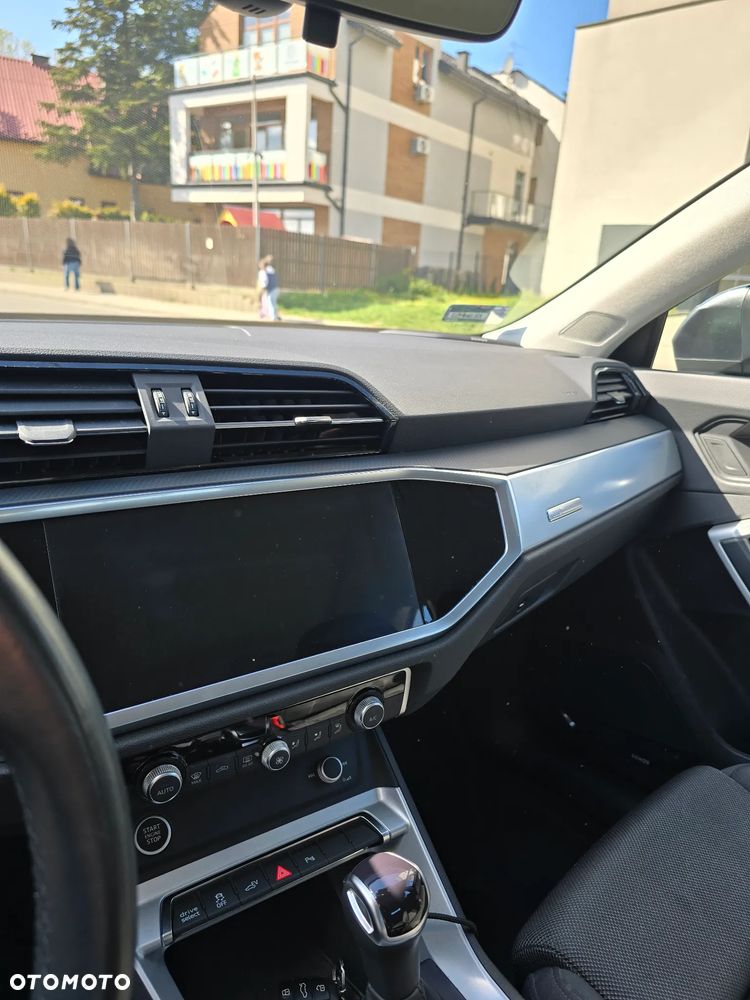 Audi Q3 Sportback - 32