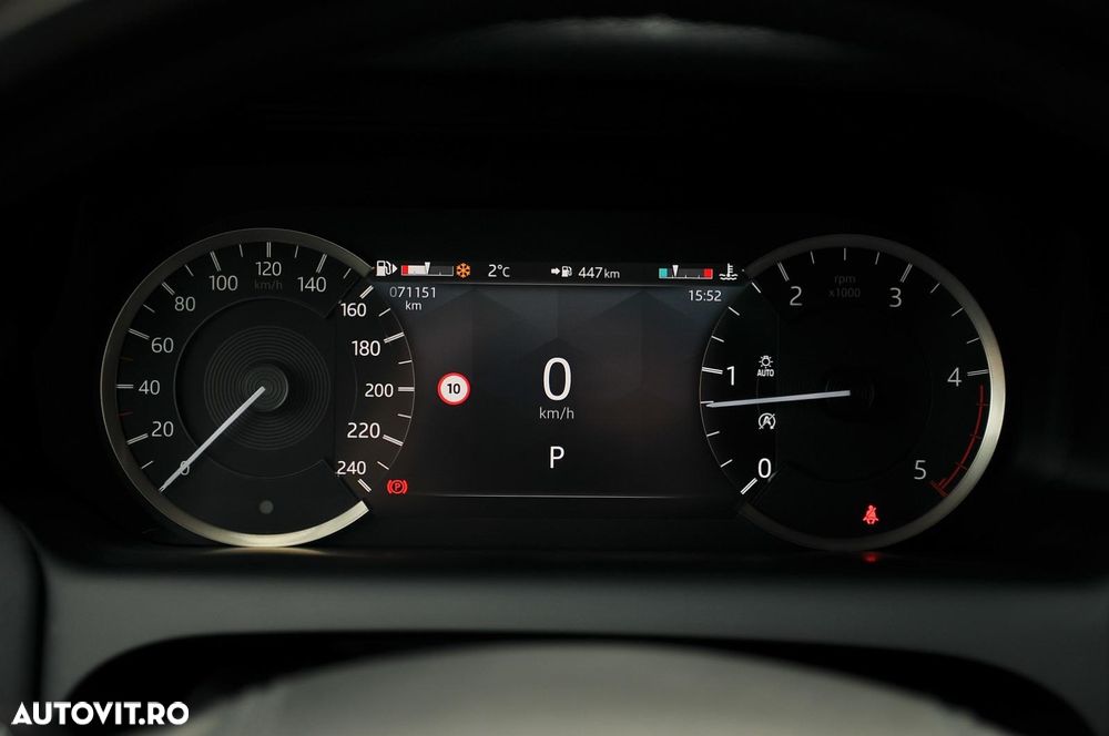 Land Rover Discovery Sport 2.0 D165 R-Dynamic MHEV - 28