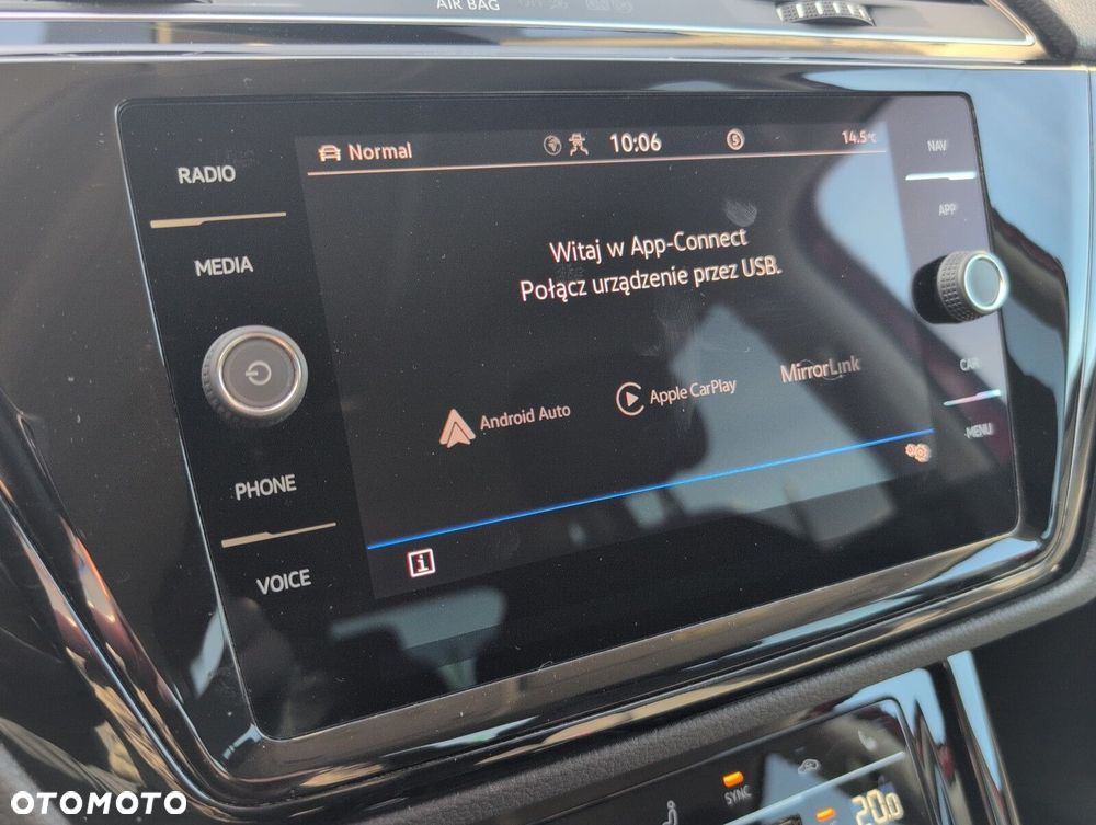 Volkswagen Touran 1.5 TSI EVO Highline DSG - 25