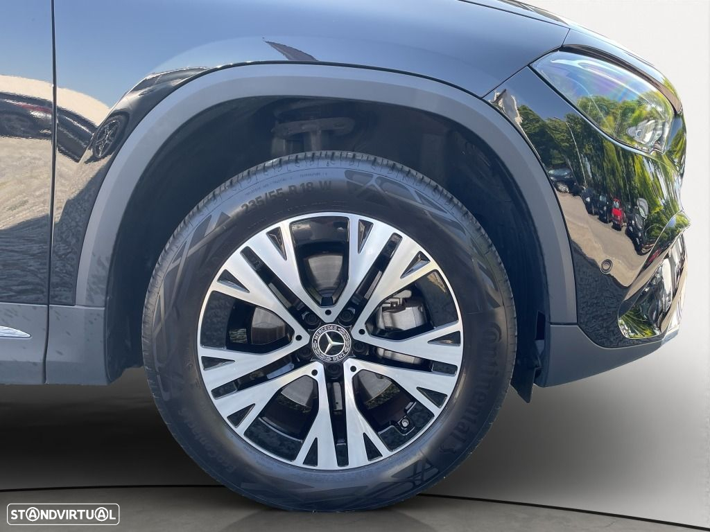 Mercedes-Benz GLA 180 d - 5