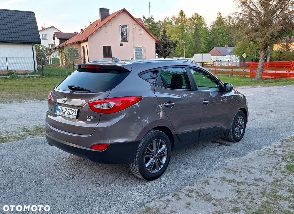 Hyundai ix35 1.6 2WD Fifa World Cup Edition - 29