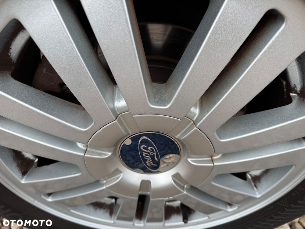 Ford C-MAX 2.0 Ghia - 16