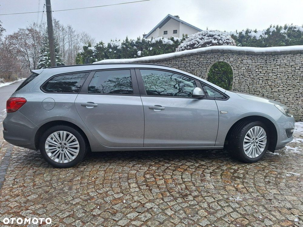 Opel Astra 1.4 Turbo Edition - 2