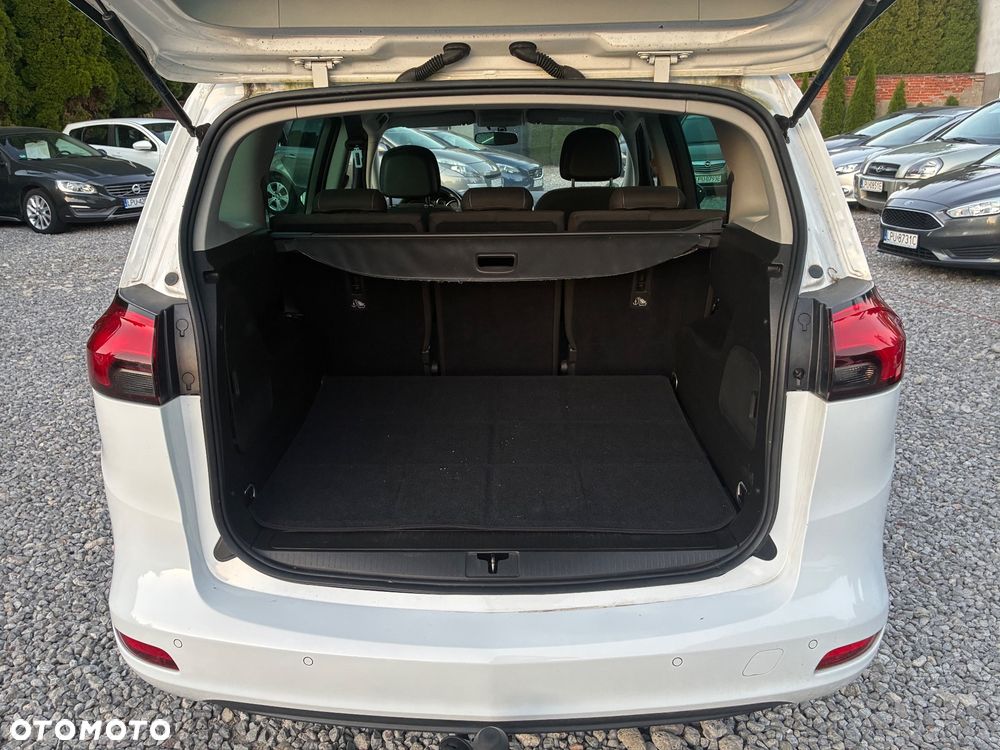 Opel Zafira - 11