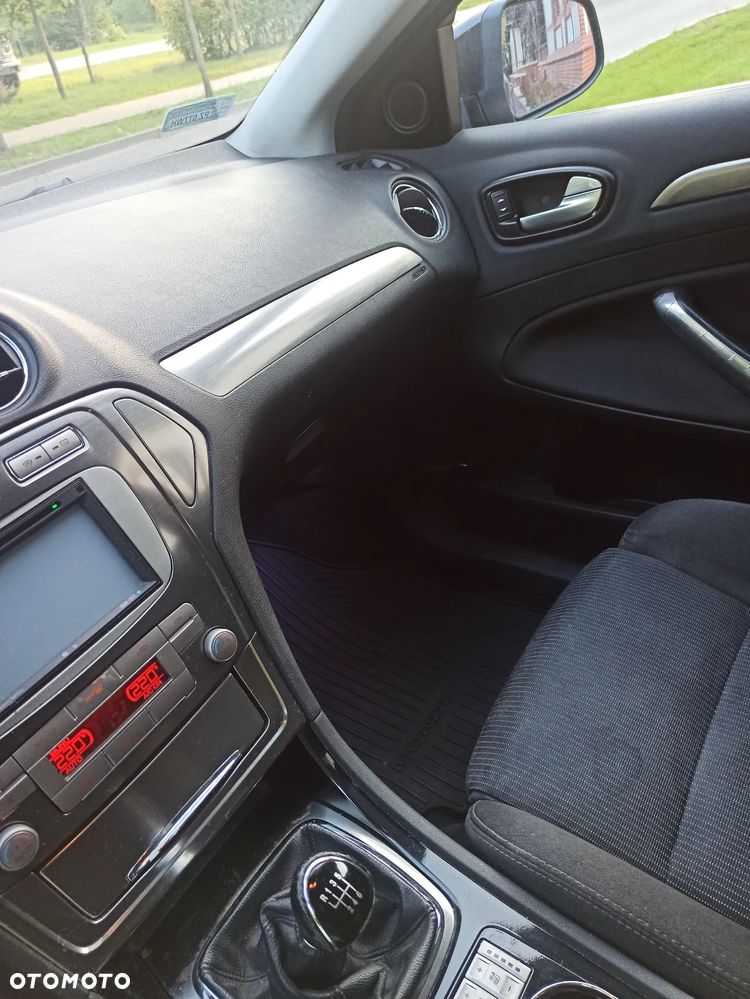 Ford Mondeo 2.0 TDCi Titanium - 10