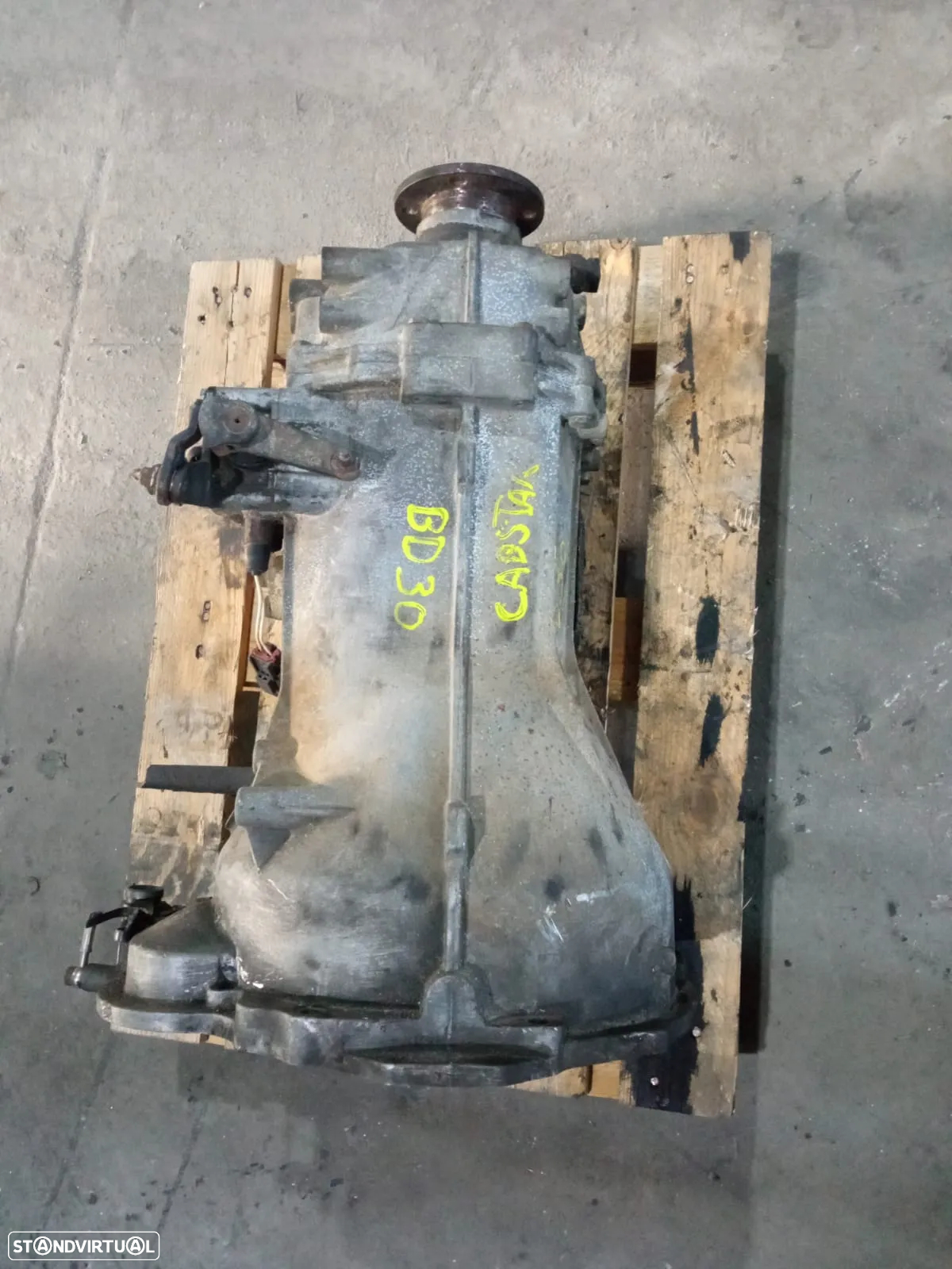 Caixa de velocidades Nissan Cabstar 3.0 Diesel Motor BD30 - 16