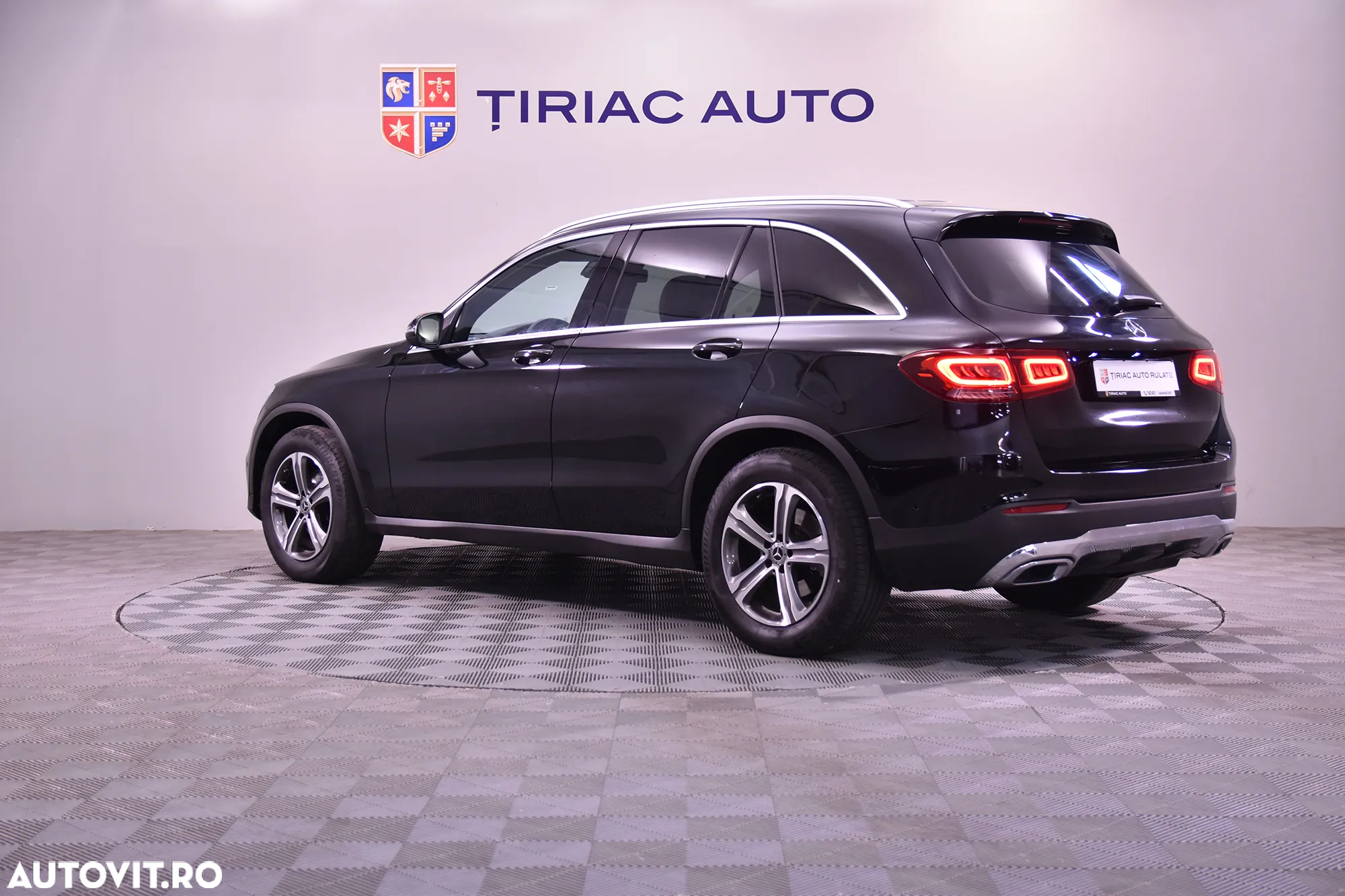 Mercedes-Benz GLC 220 d 4MATIC - 3