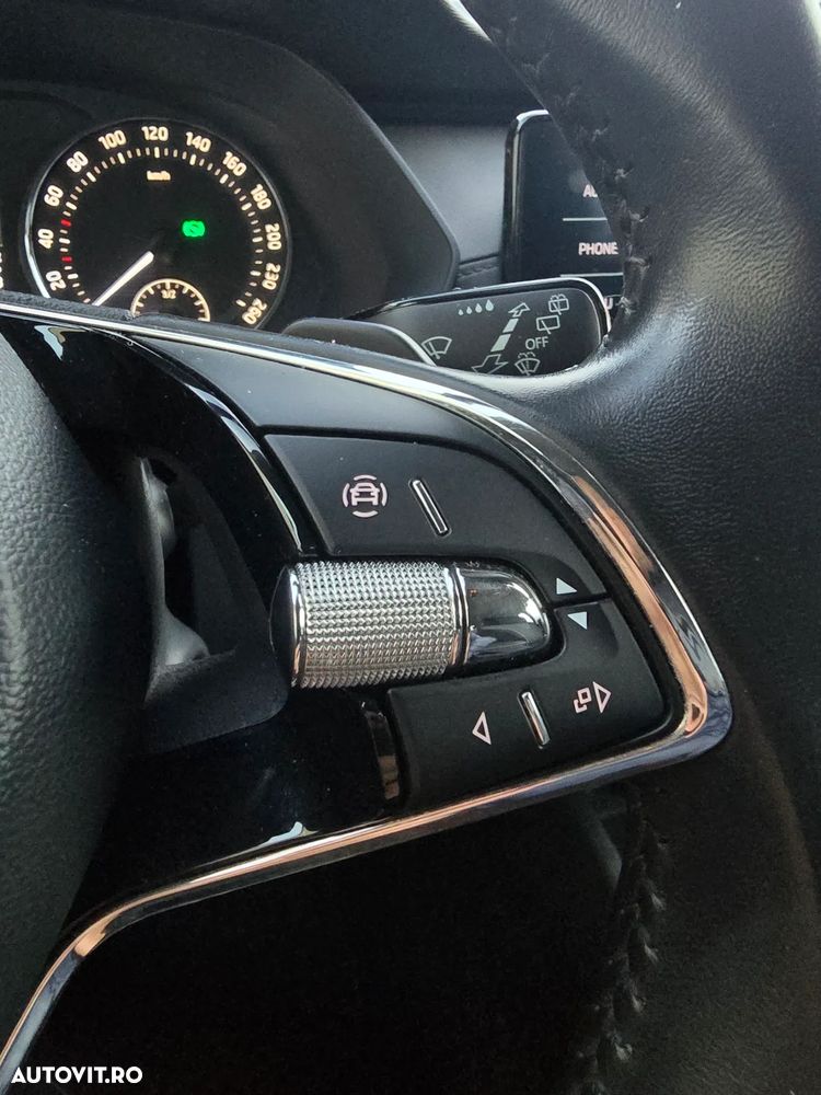 Skoda Octavia 2.0 TDI DSG Ambition - 16