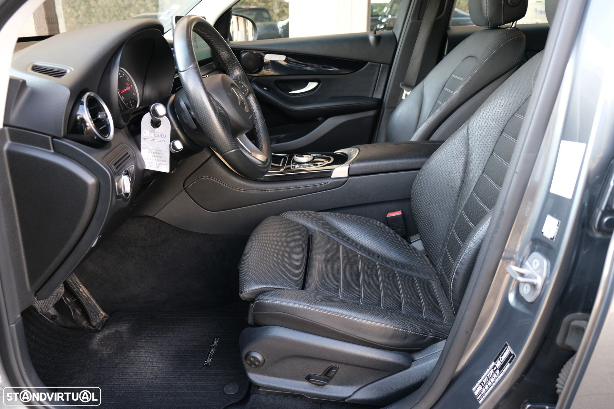 Mercedes-Benz GLC 250 Coupe 4Matic 9G-TRONIC Exclusive - 11
