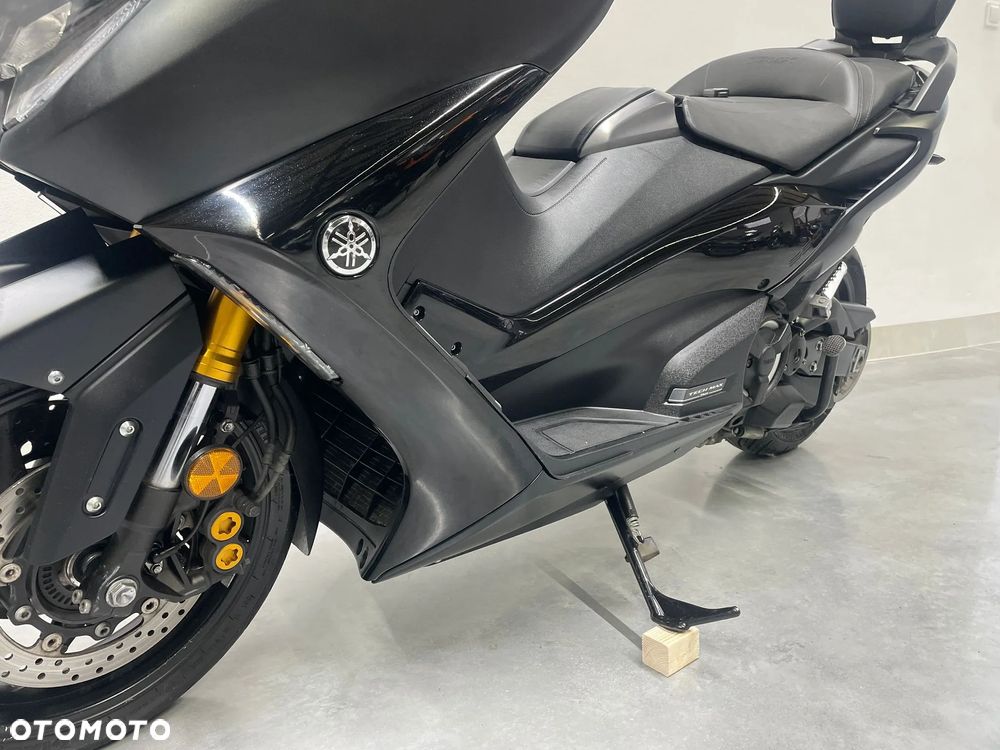 Yamaha Tmax - 9