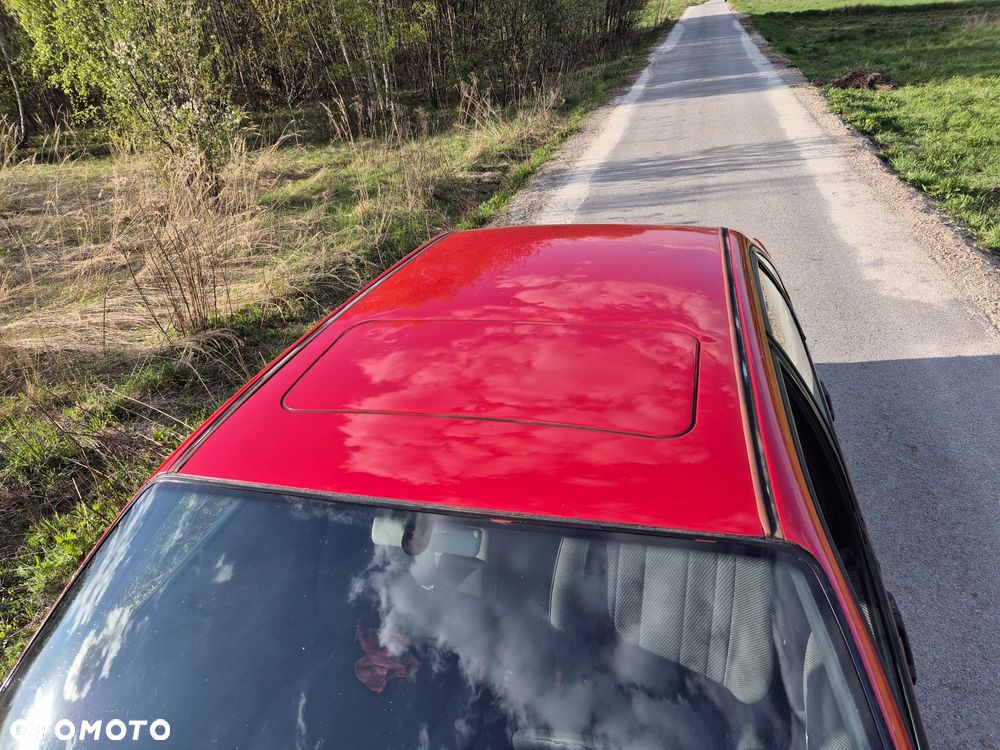 Volkswagen Passat 1.8 CL - 4