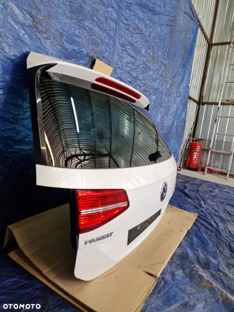 VW Passat B8 Kombi klapa tylna L0K1 biała perła kompletna - 2
