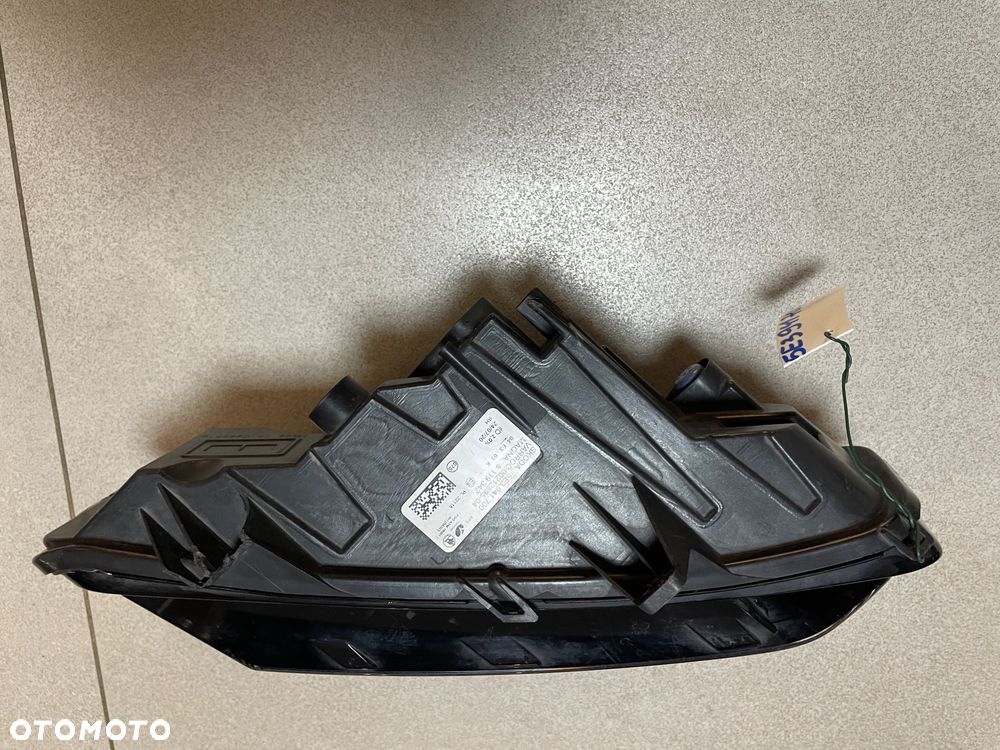 Lampa przeciwmgielna halogen Skoda Octavia IV 5E3941700 - 3