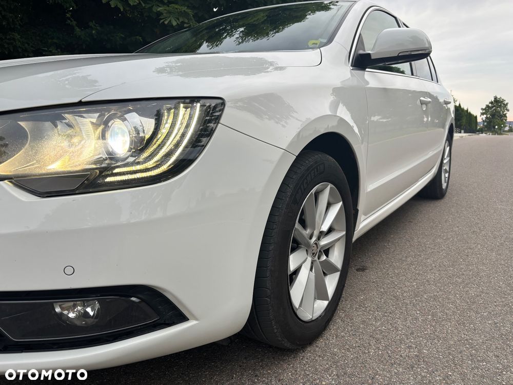 Skoda Superb 2.0 TDI Business DSG - 14