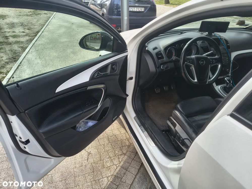 Opel Insignia 2.0 T Sport 4x4 - 11