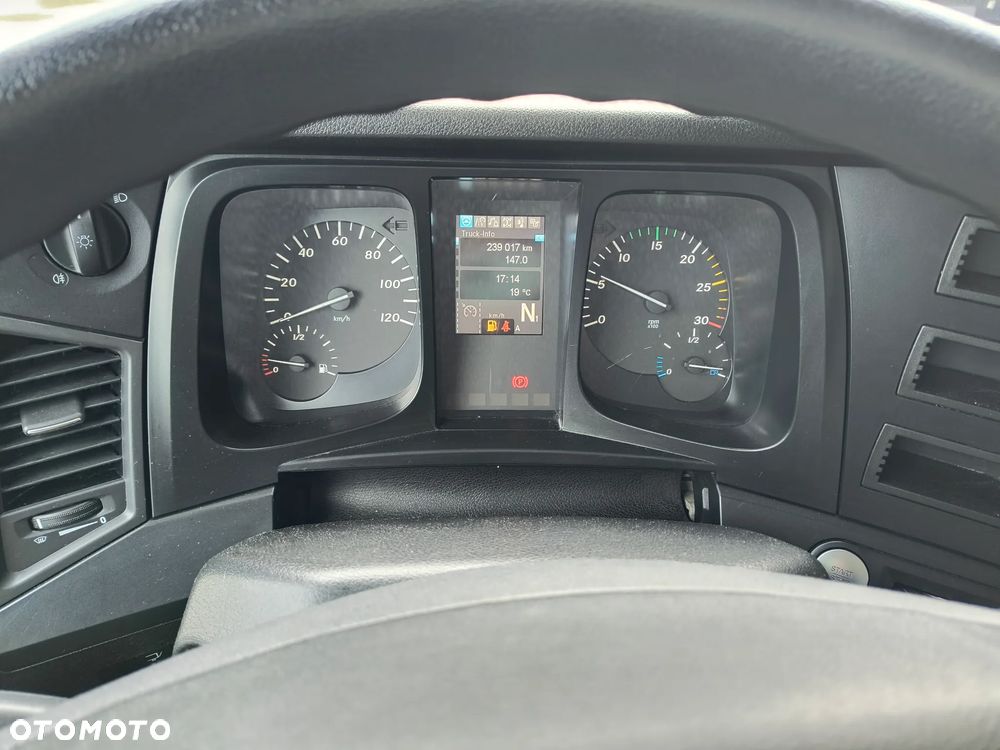 Mercedes-Benz Antos 1827 EURO6 - 16
