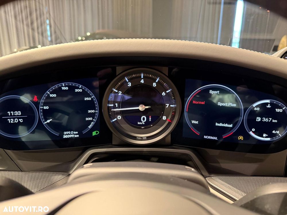 Porsche 911 4 PDK - 34