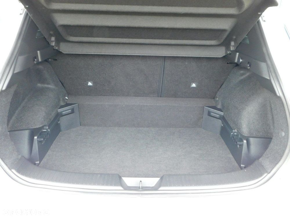 Nissan Qashqai 1.3 DIG-T N-Connecta - 20